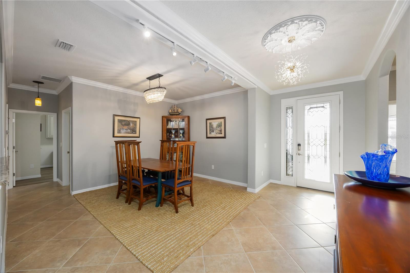 GRAN PARADISO PH 1 - Residential