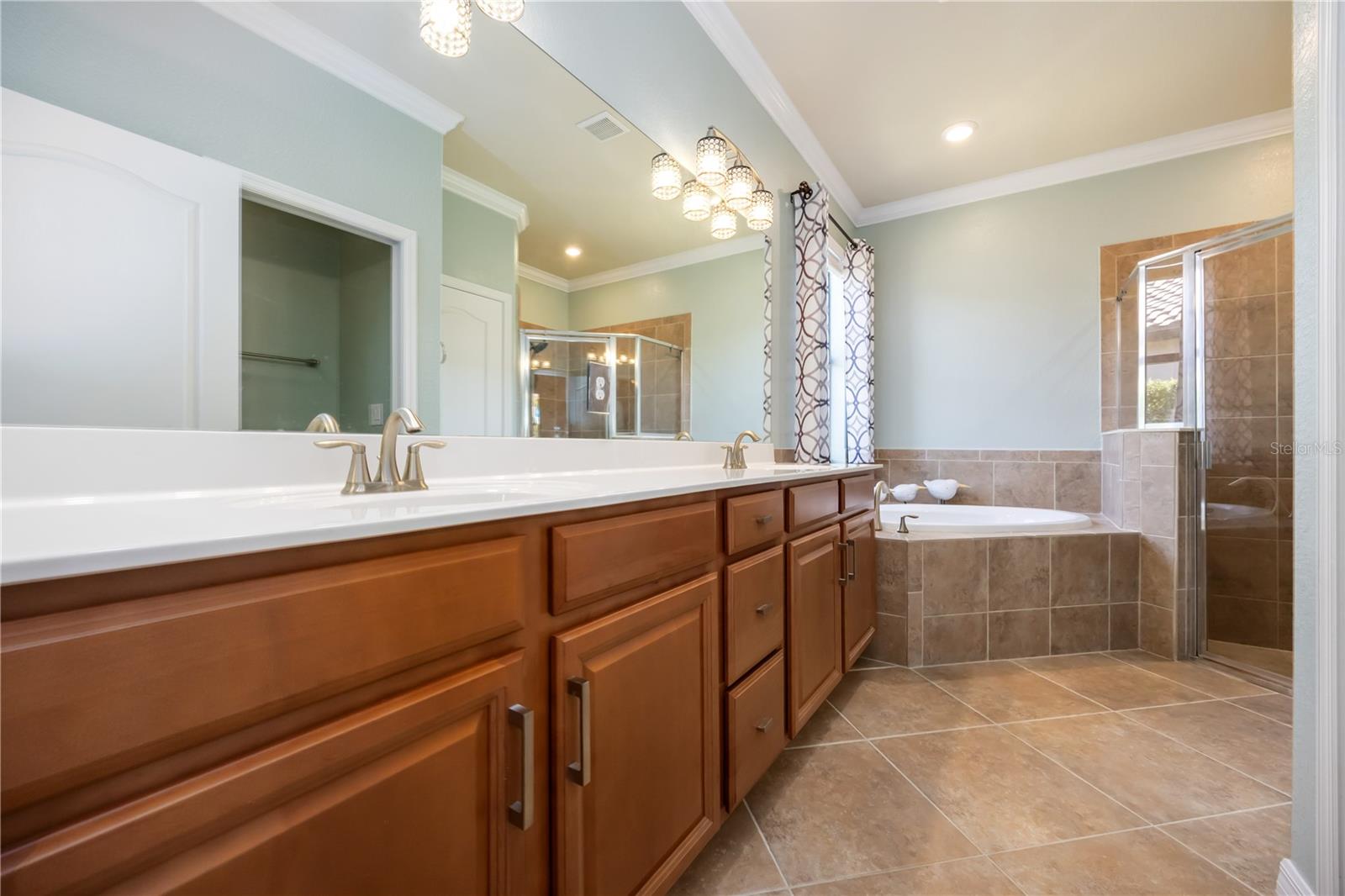 GRAN PARADISO PH 1 - Residential