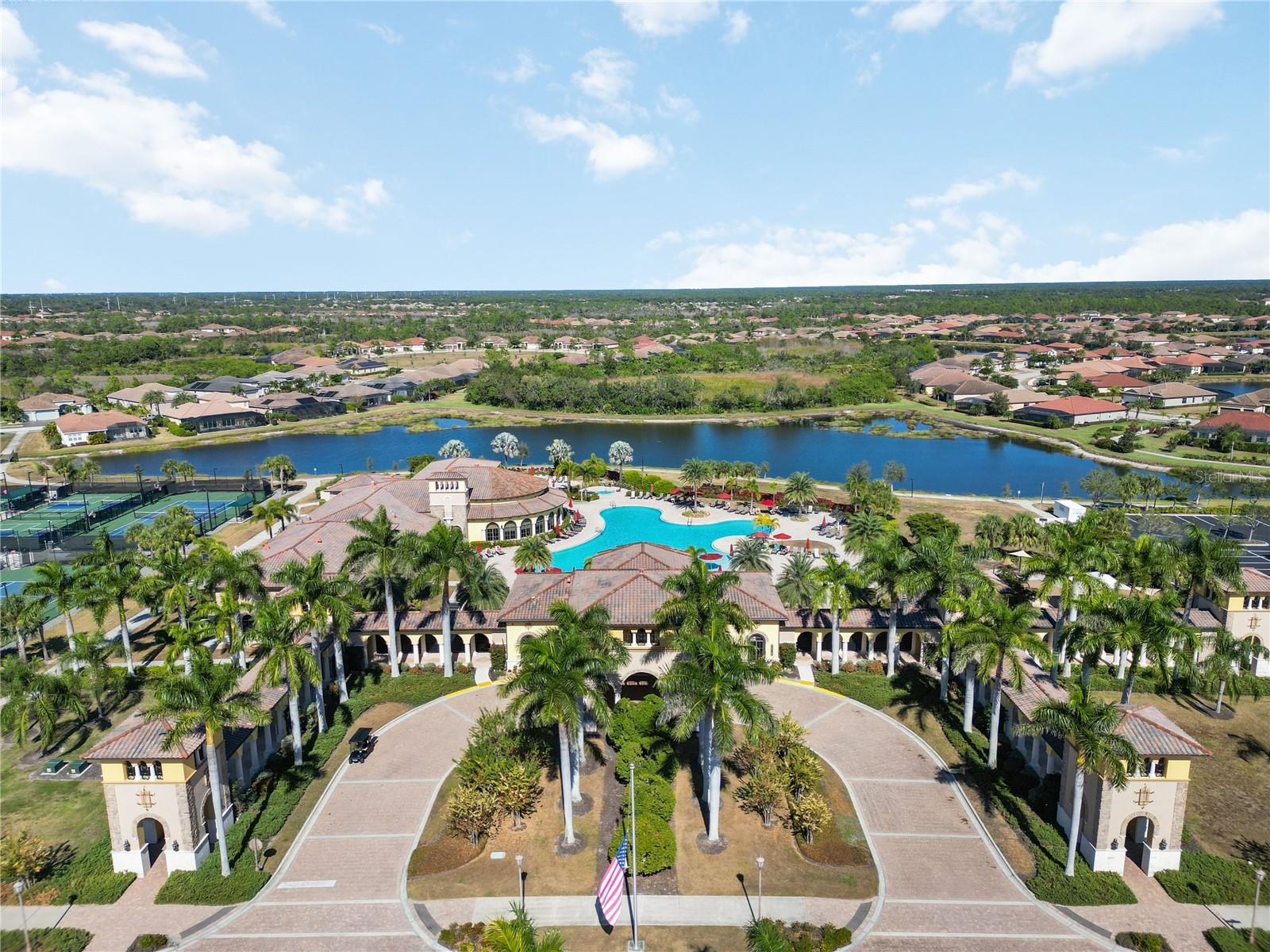 GRAN PARADISO PH 1 - Residential