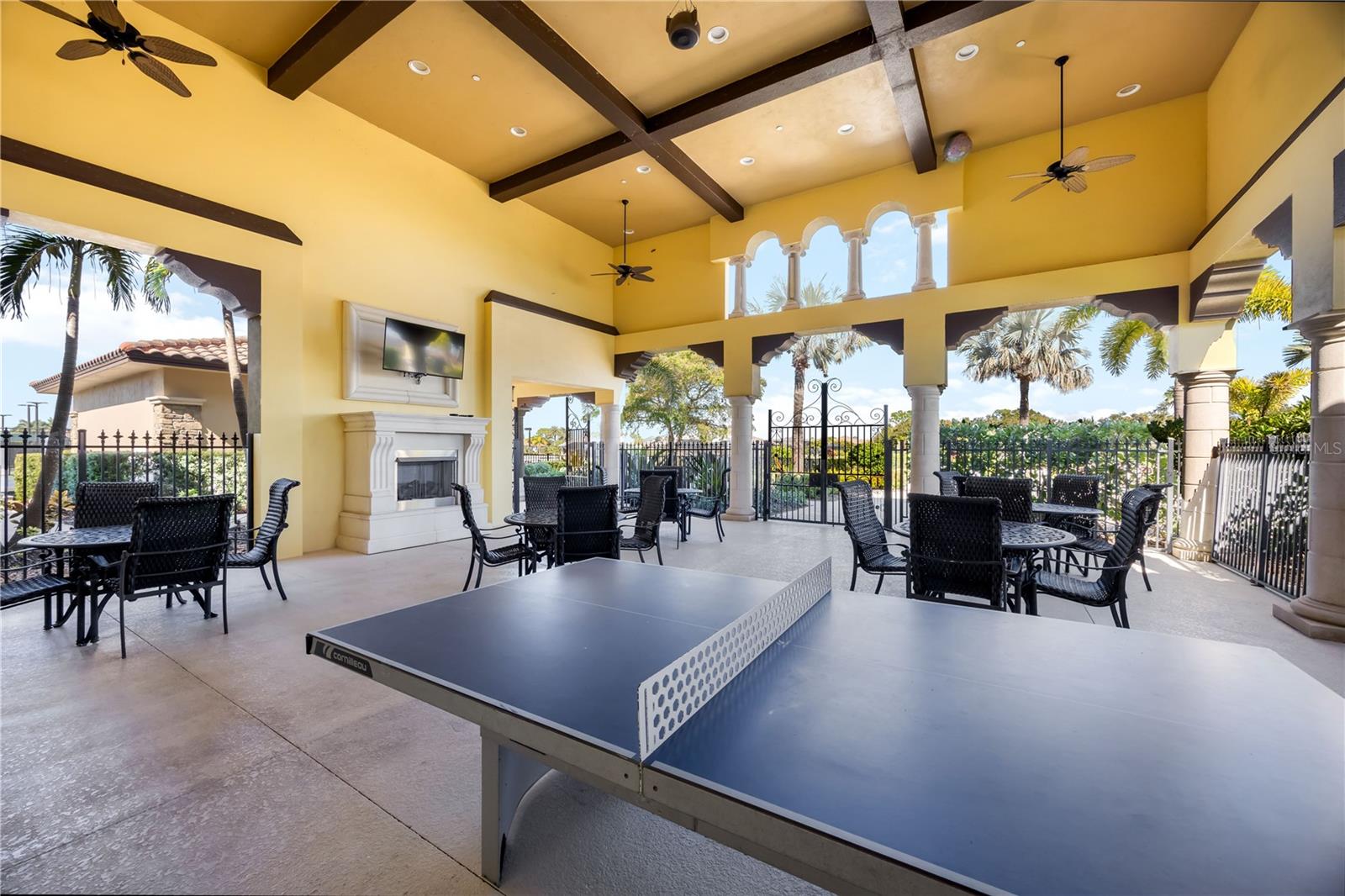 GRAN PARADISO PH 1 - Residential