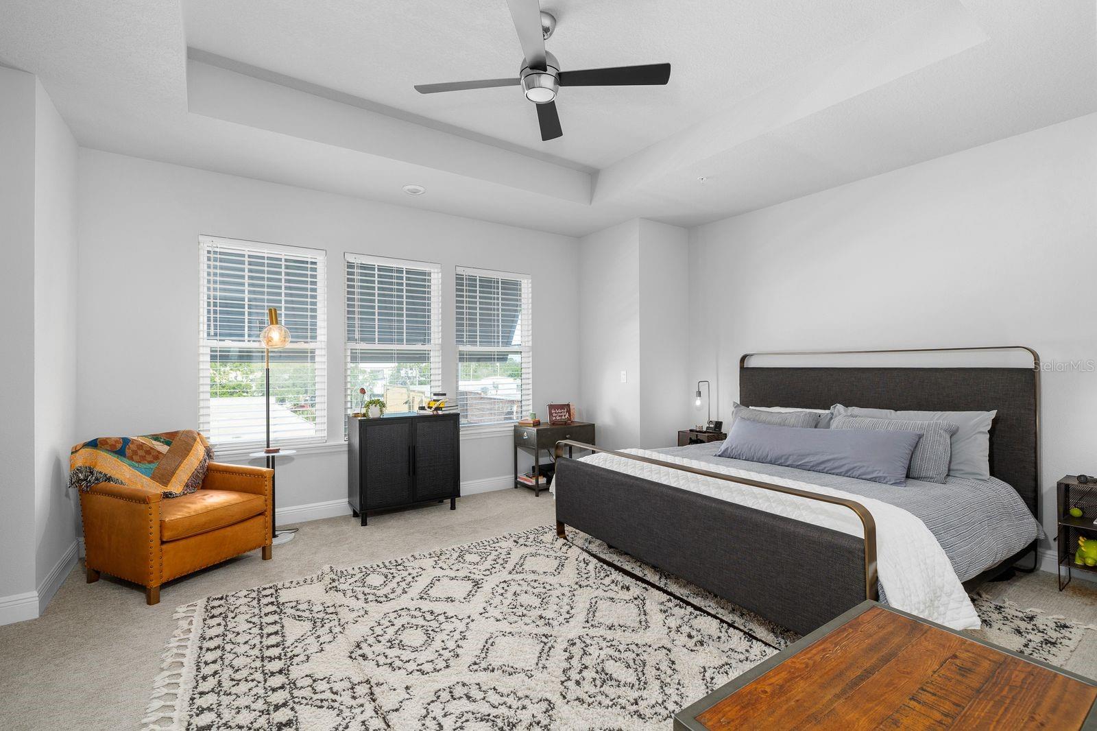 BURLINGTON TWNHMS REP - Residential Lease