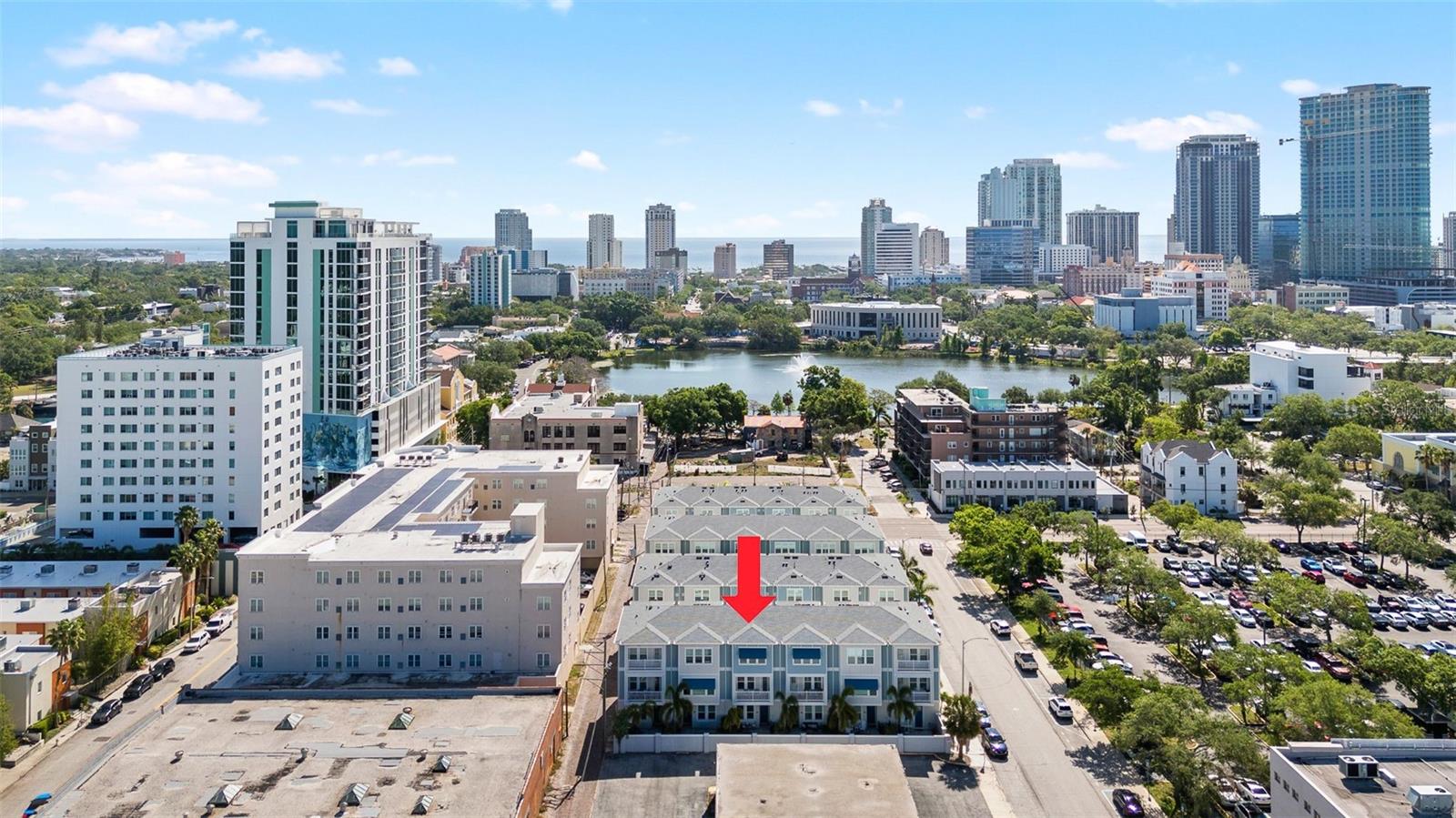 BURLINGTON TWNHMS REP - Residential Lease