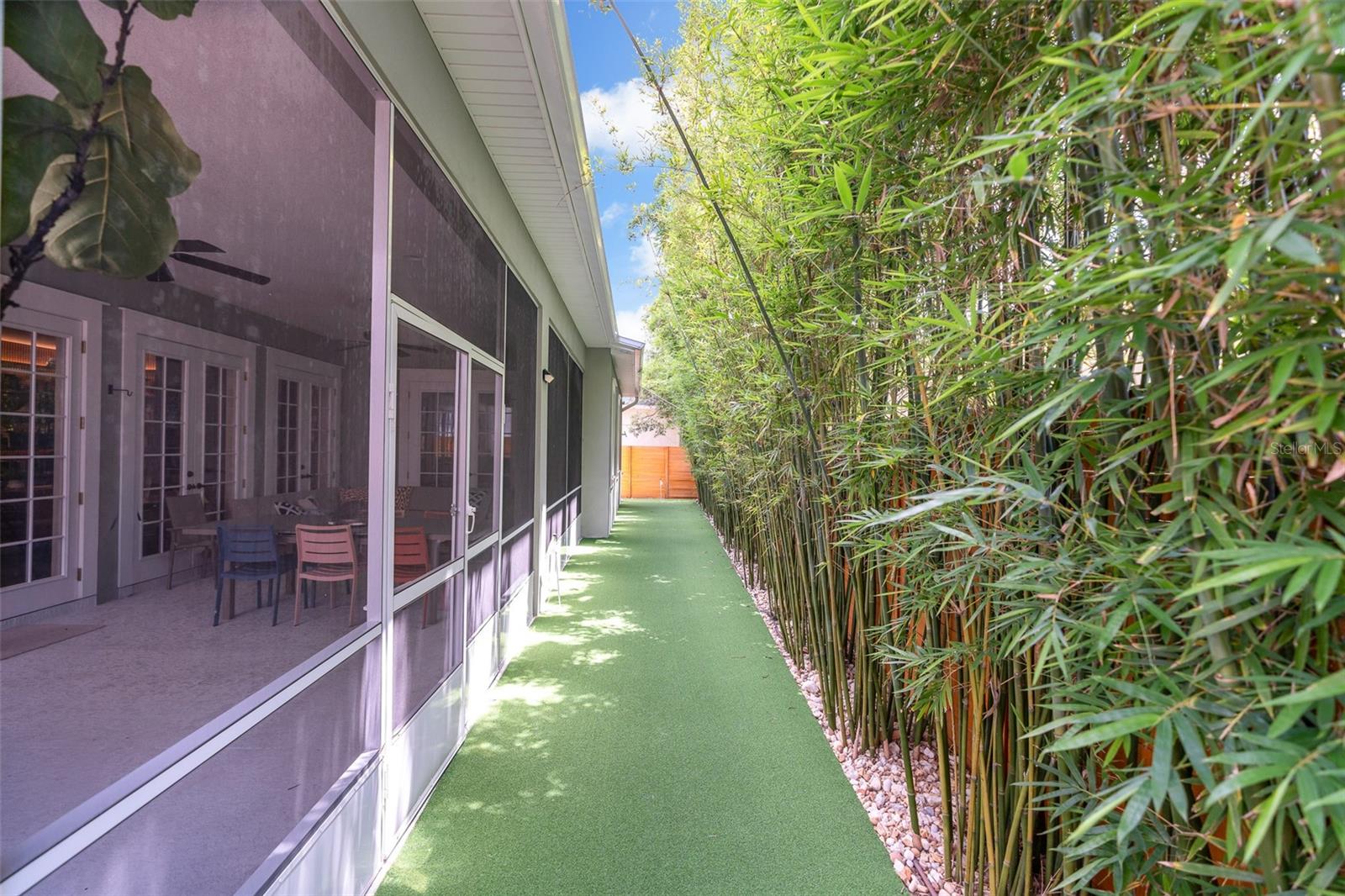 EDWARDS LANE PARK - Residential