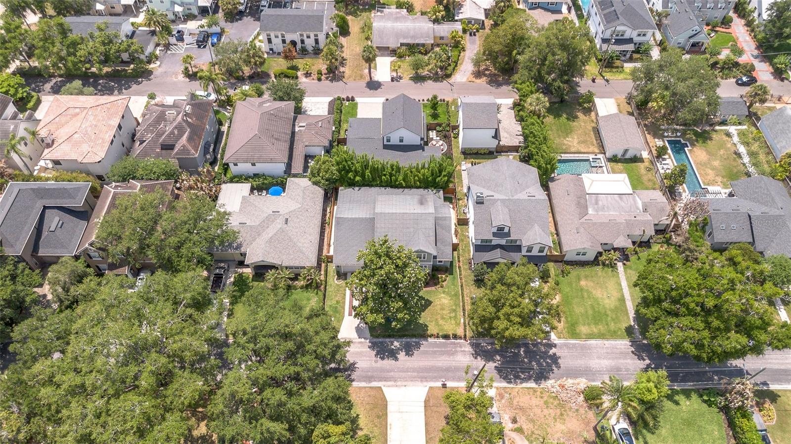 EDWARDS LANE PARK - Residential