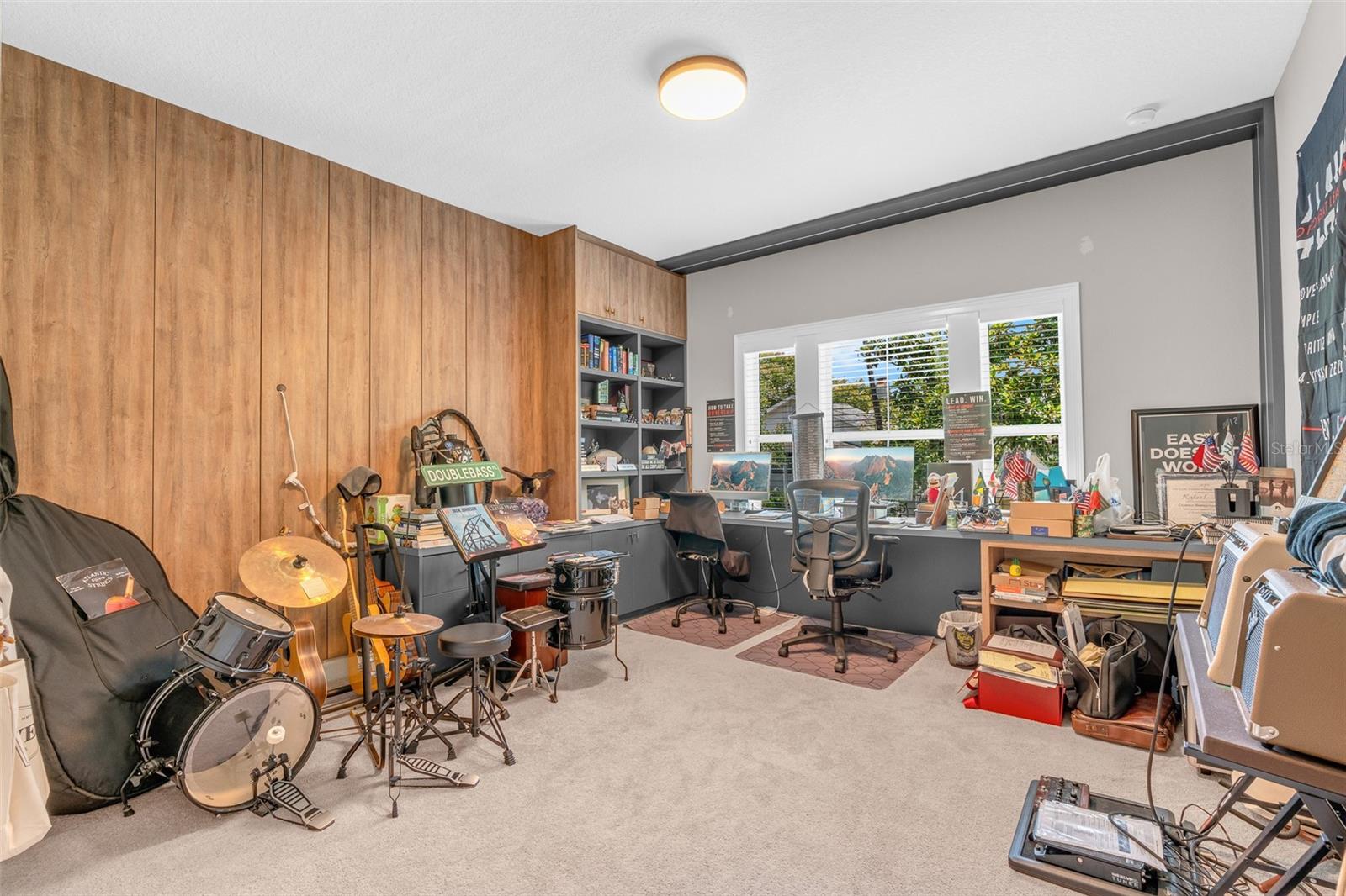 EDWARDS LANE PARK - Residential