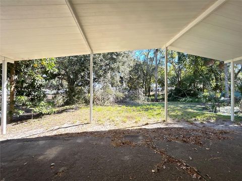 Tiny photo for 404 Perkins Street, Leesburg, FL 34748 (MLS # O6396376)