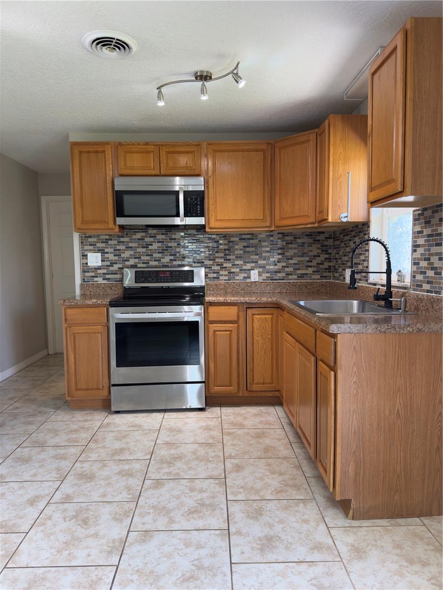 ST CLOUD MANOR VILLAGE - Residential