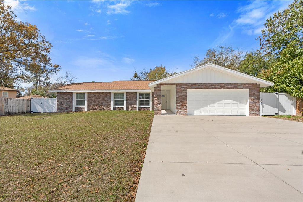 Photo of 14114 Bardsdale Lane, Tampa, FL 33625 (MLS # W7883574)