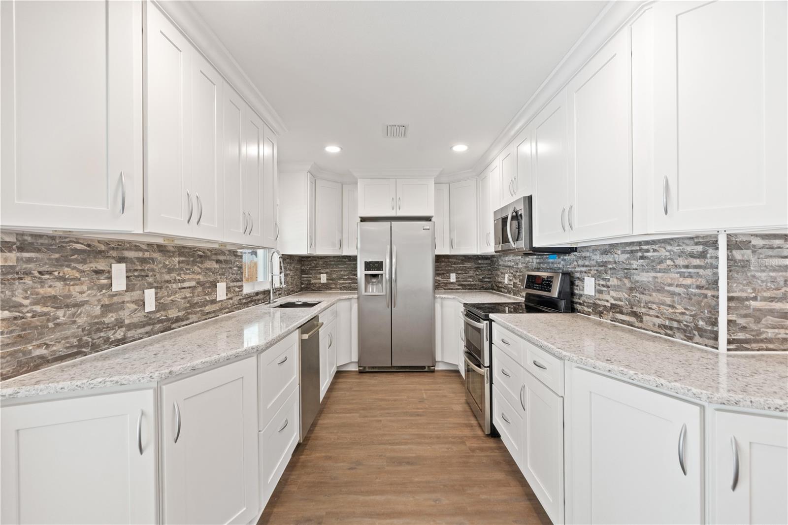 CARROLLWOOD MEADOWS UN II SEC - Residential