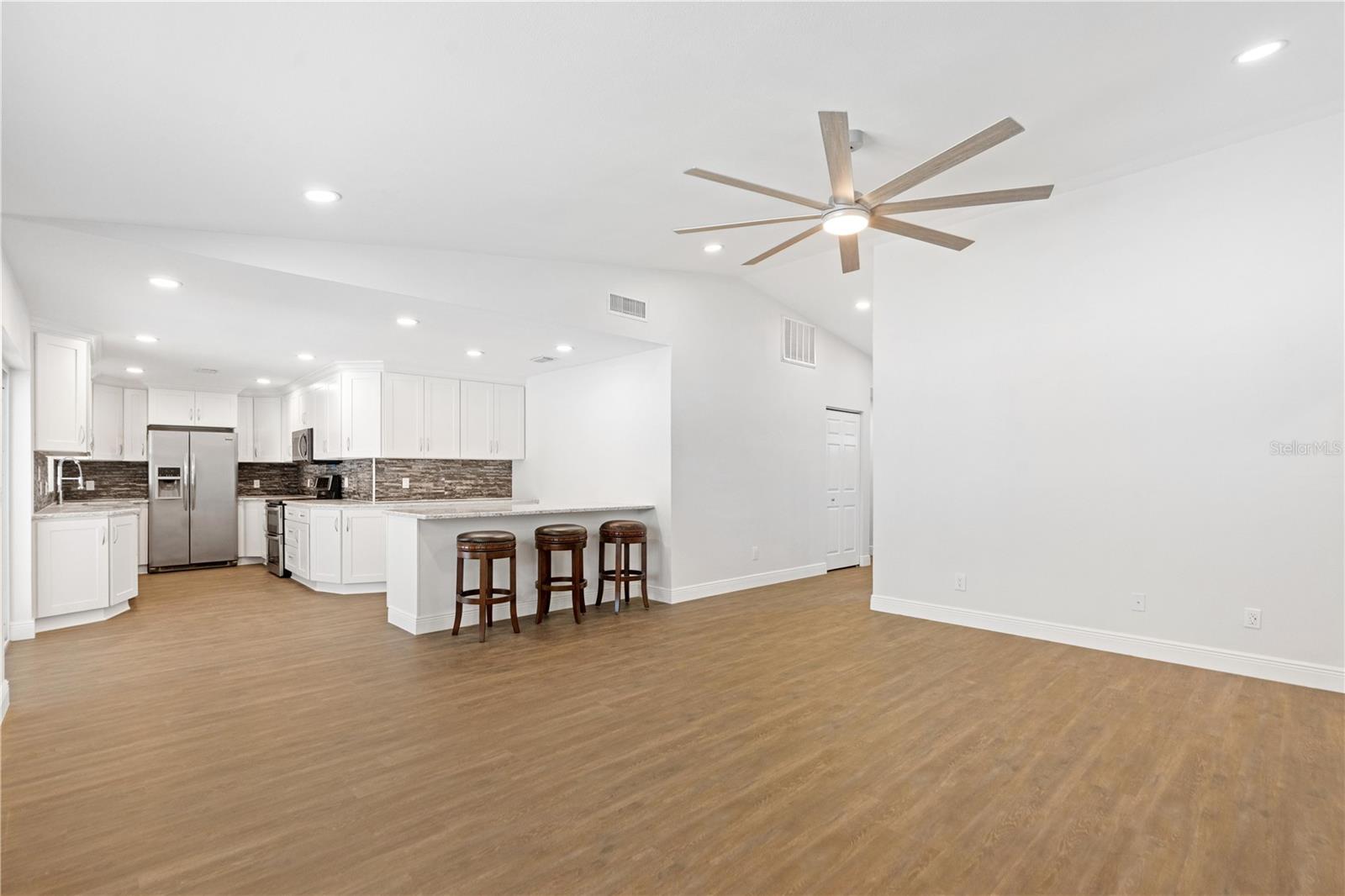 CARROLLWOOD MEADOWS UN II SEC - Residential