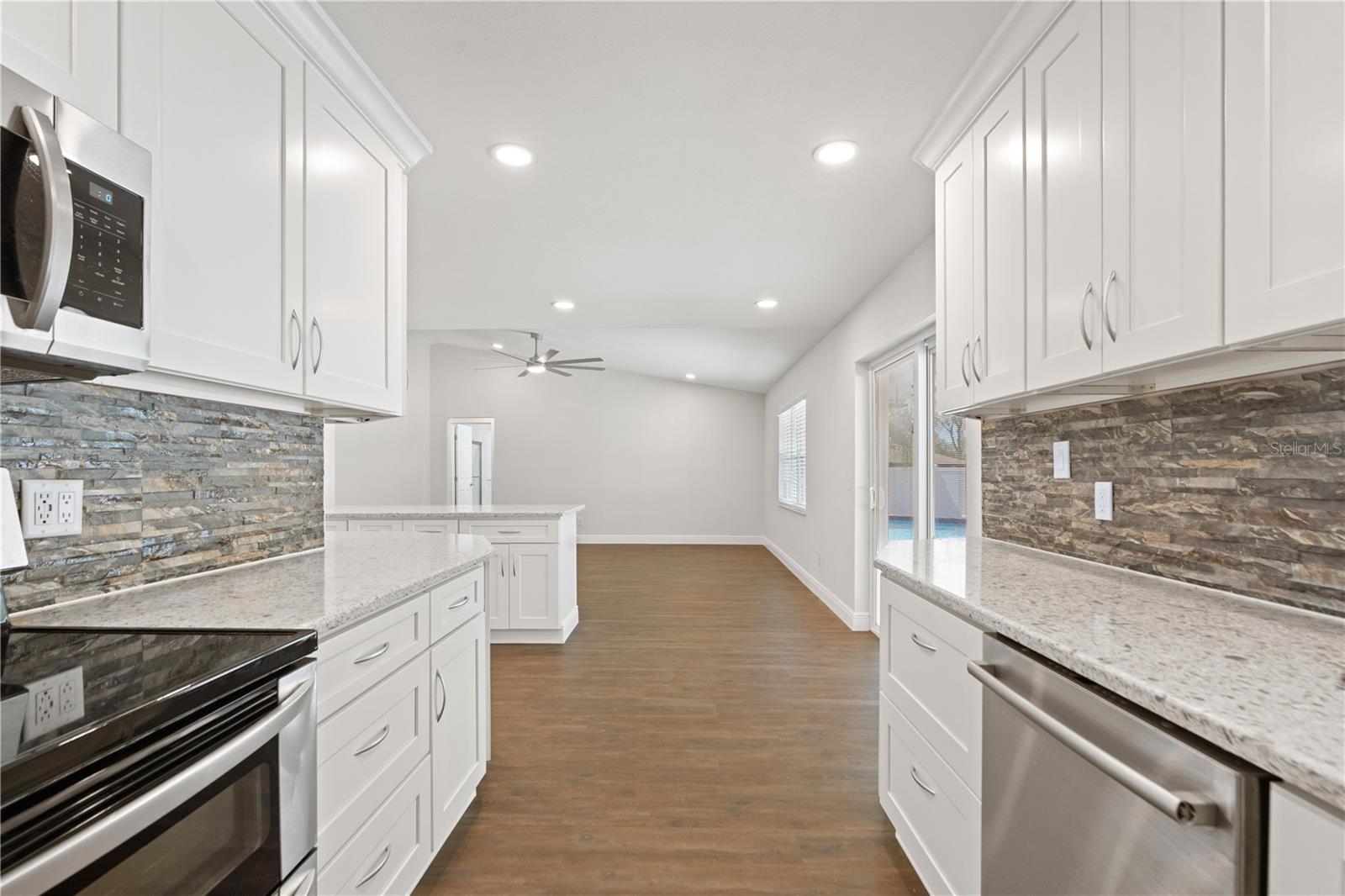 CARROLLWOOD MEADOWS UN II SEC - Residential