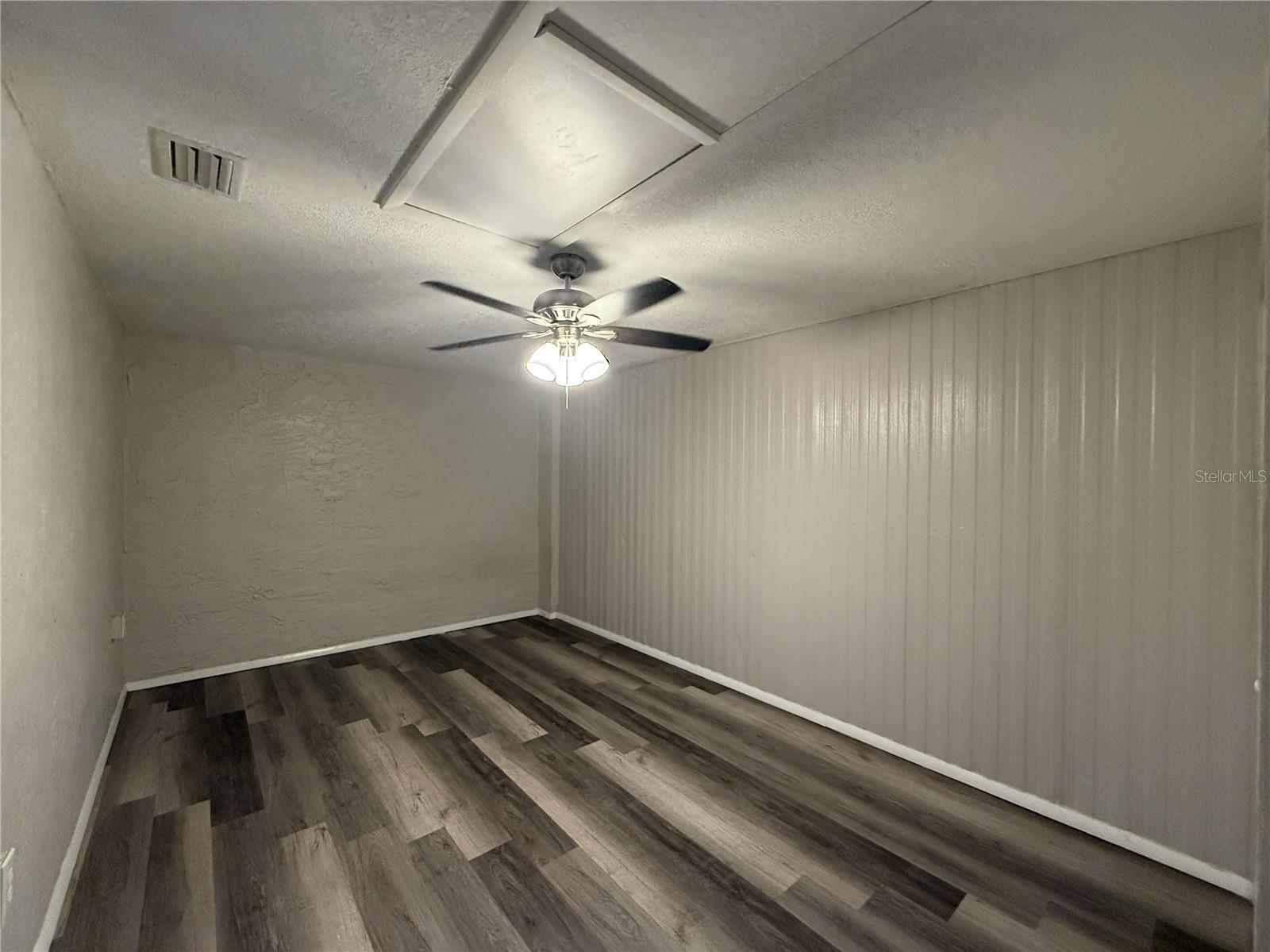 NOKOMIS - Residential Lease