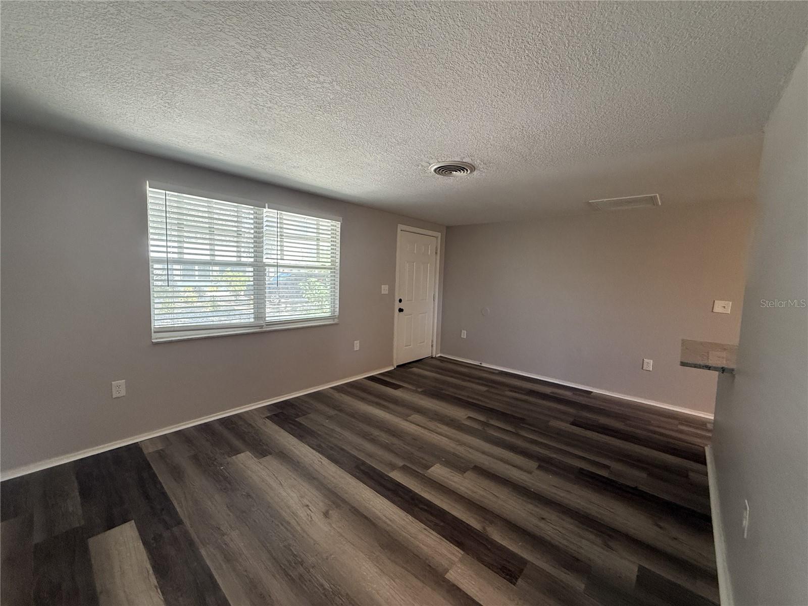 NOKOMIS - Residential Lease