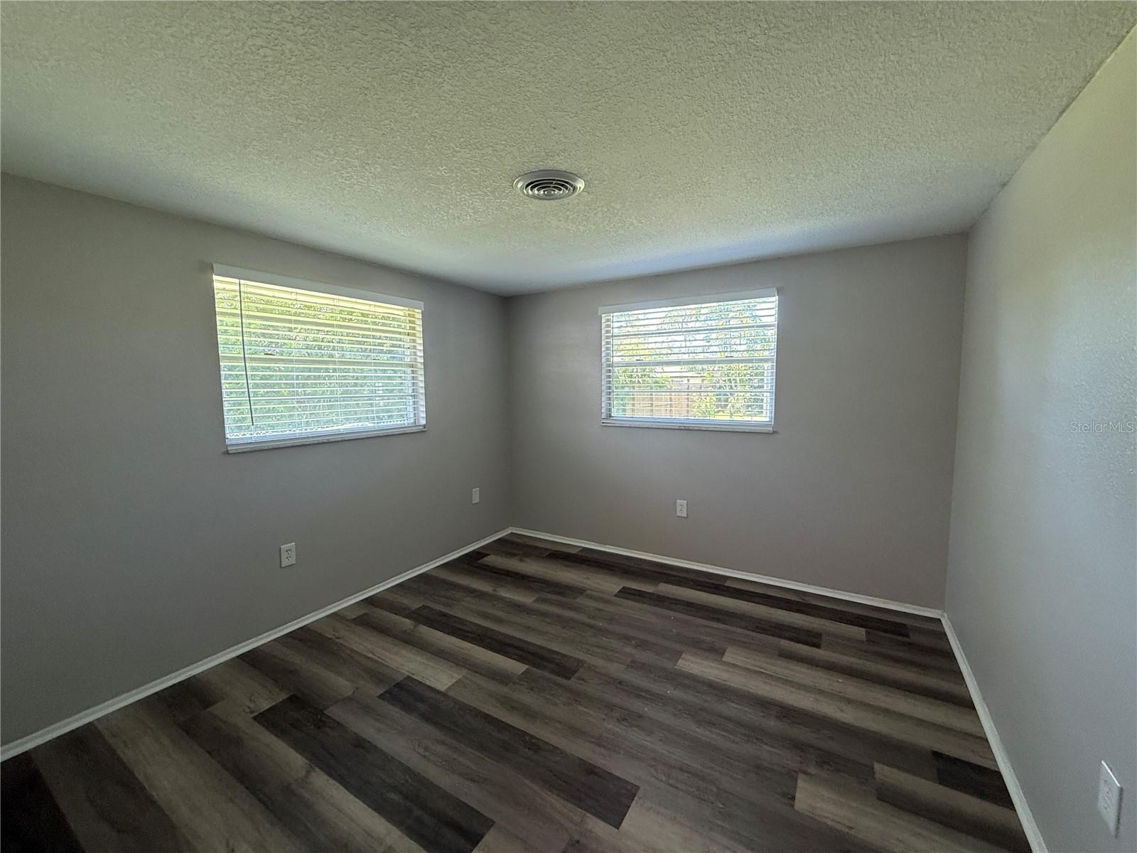 NOKOMIS - Residential Lease