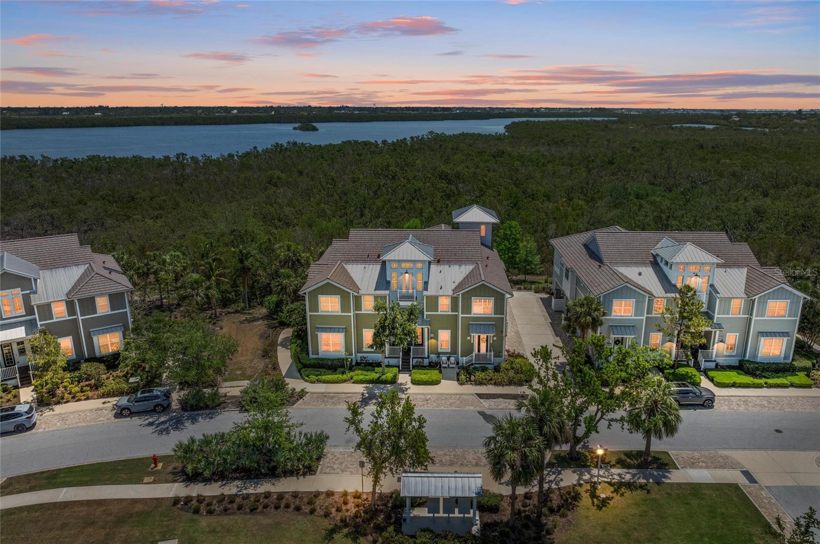 241 SAPPHIRE LAKE DRIVE 201