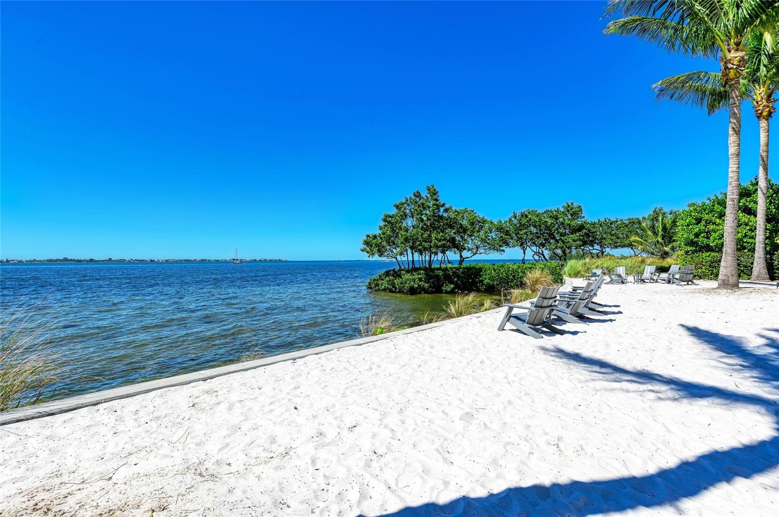 MANGROVE WALK II ON HARBOUR ISLE PH - Residential