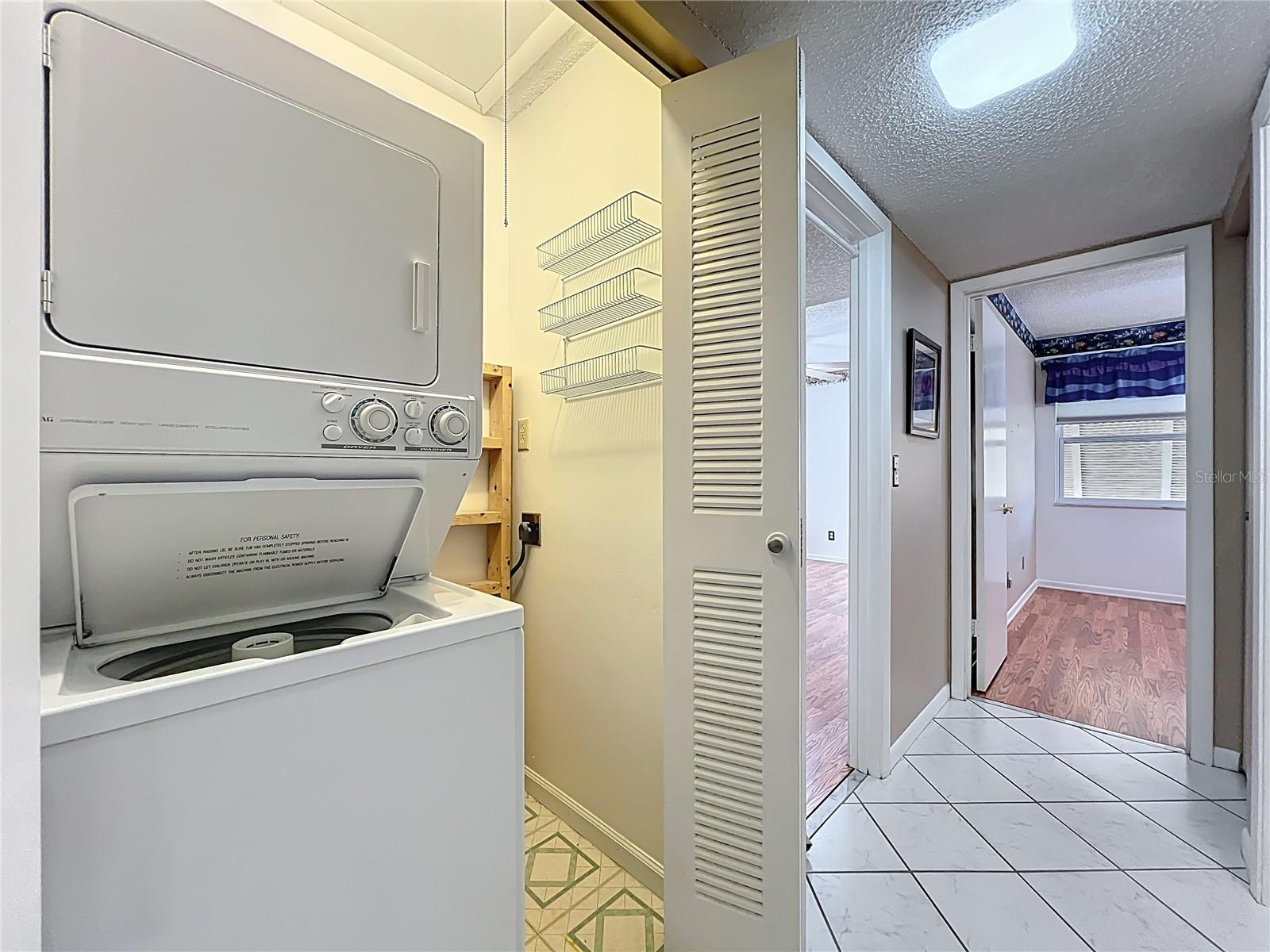 LAKESIDE CONDO APTS - Residential