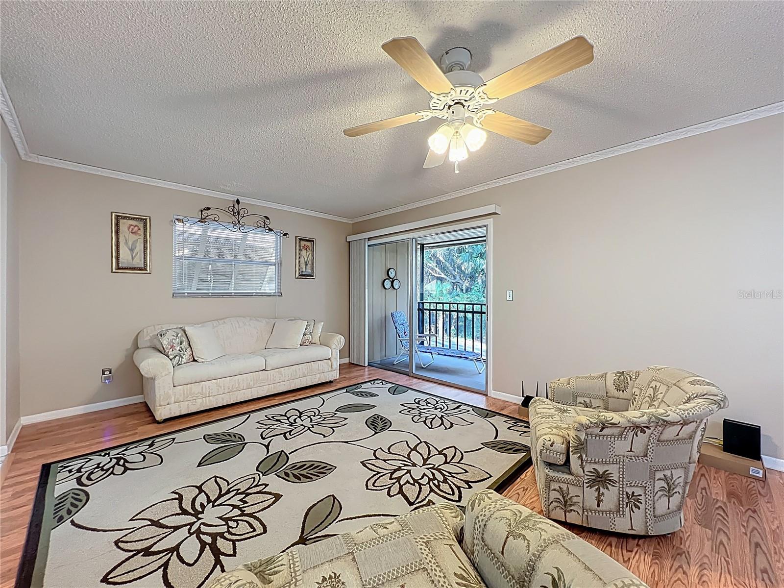 LAKESIDE CONDO APTS - Residential