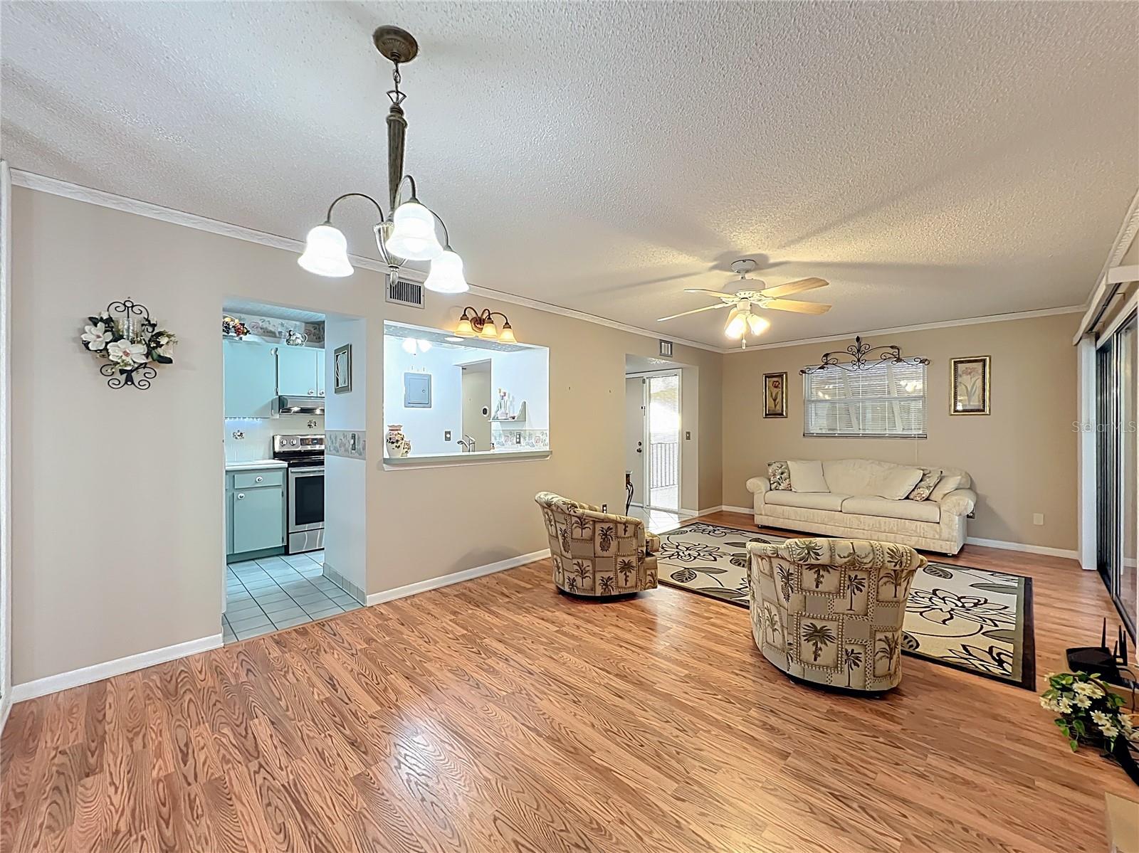 LAKESIDE CONDO APTS - Residential