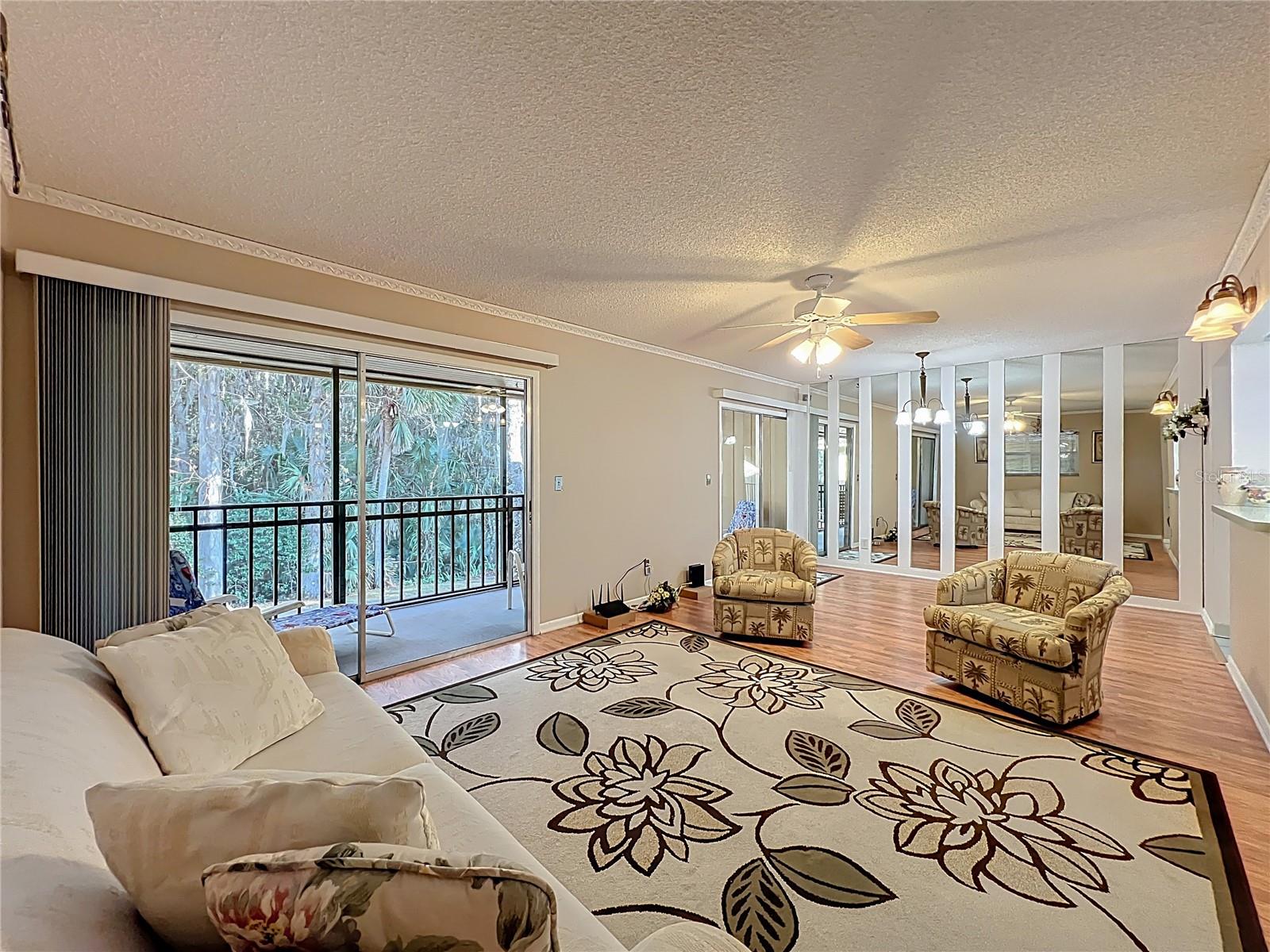 LAKESIDE CONDO APTS - Residential