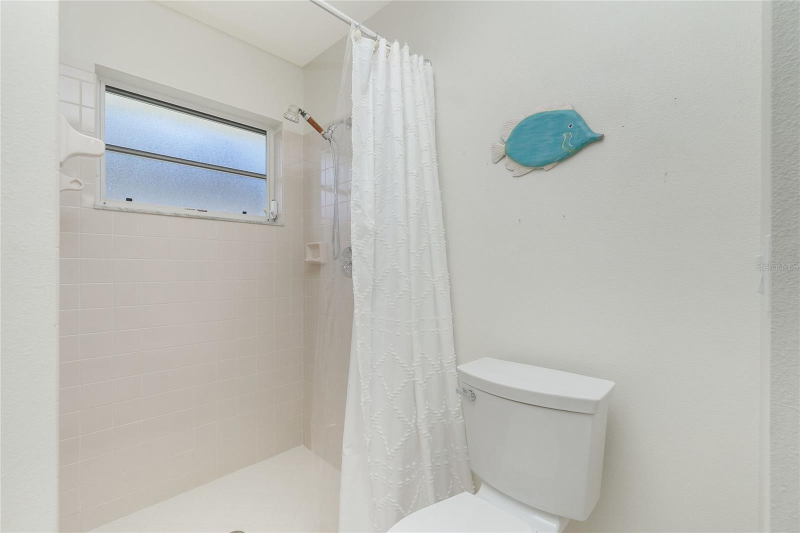 OVERBROOK GARDENS - Residential Lease