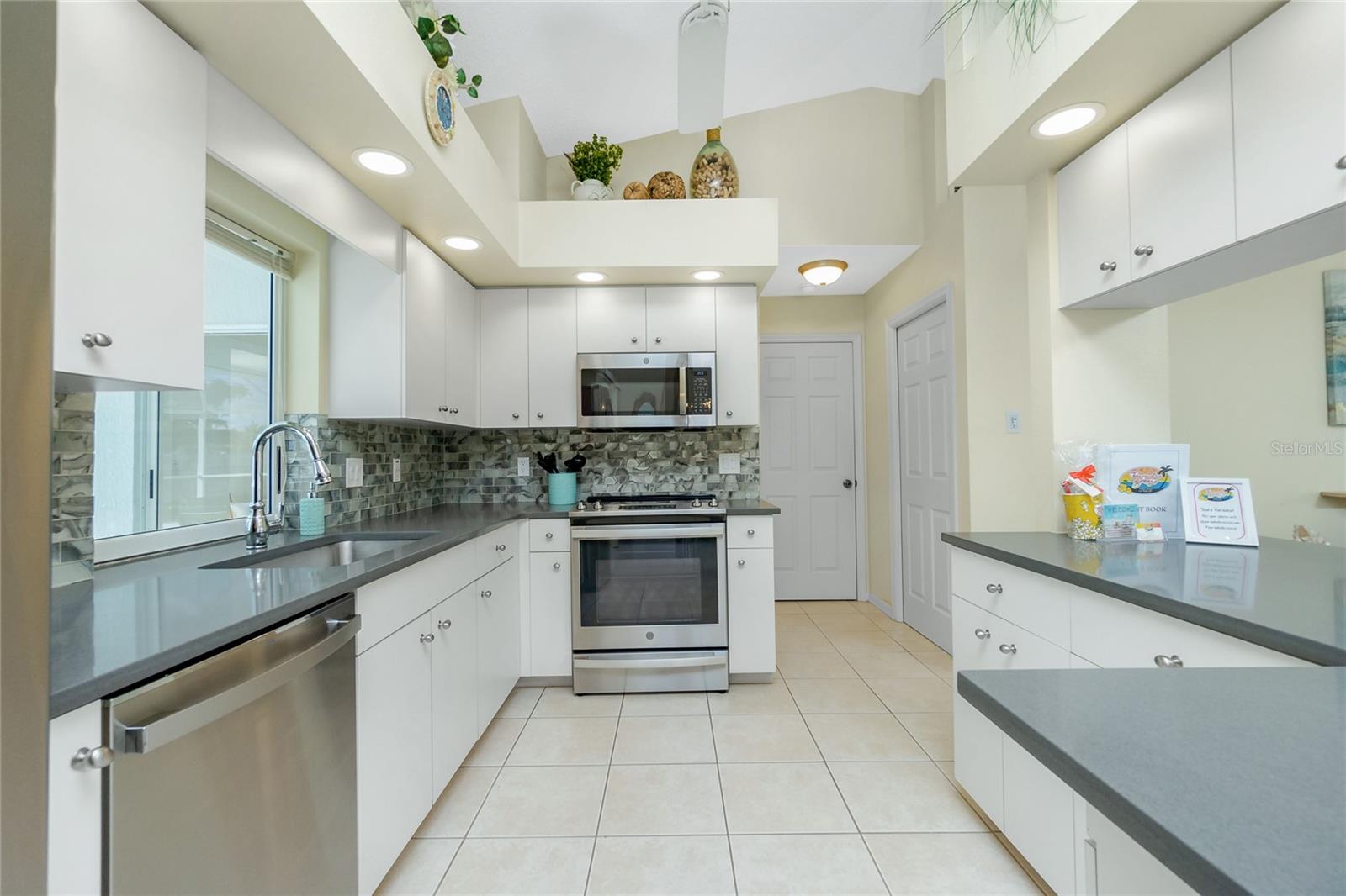 OVERBROOK GARDENS - Residential Lease