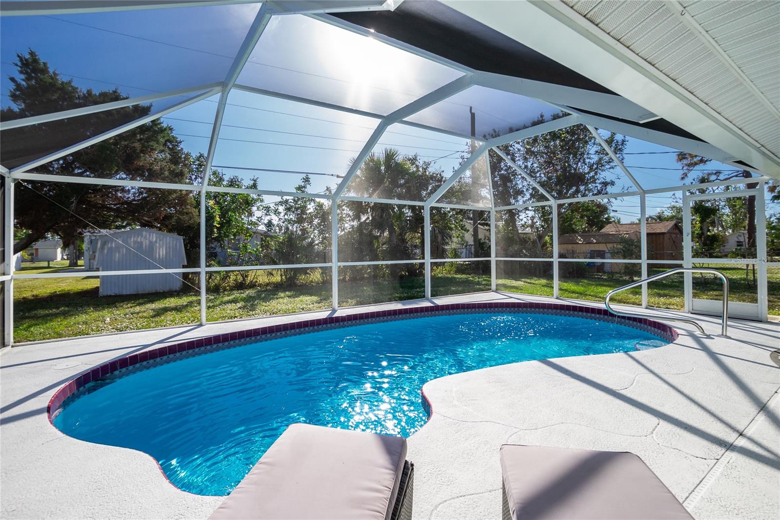 OVERBROOK GARDENS - Residential Lease