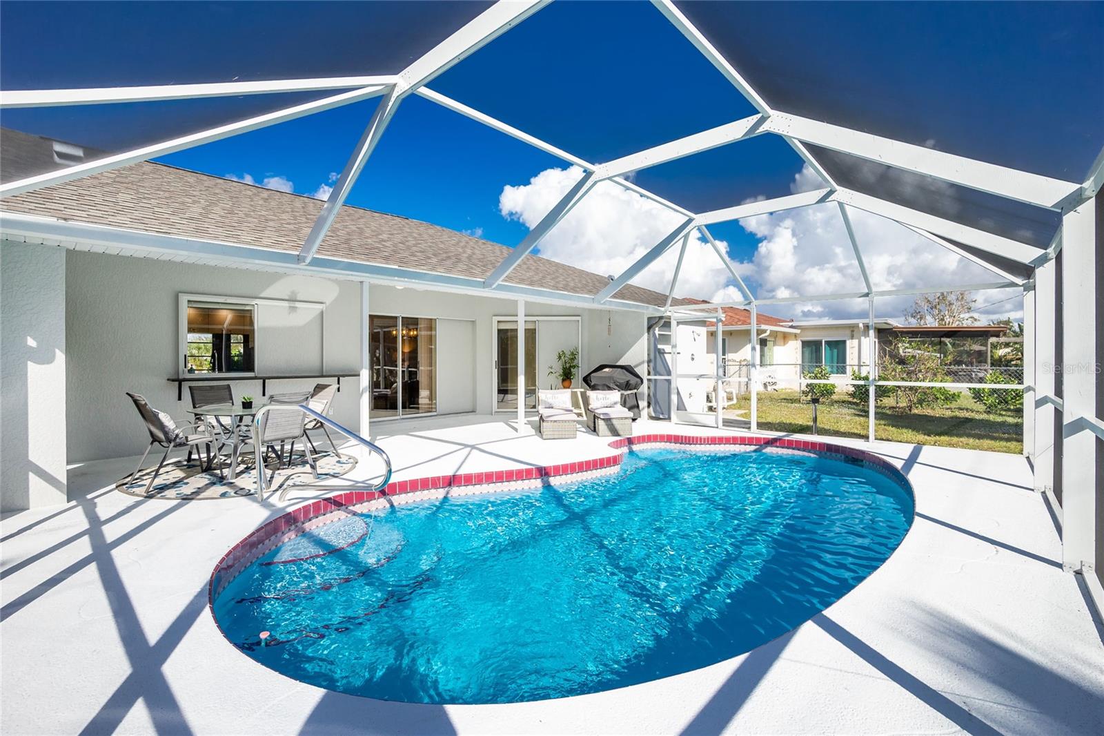OVERBROOK GARDENS - Residential Lease