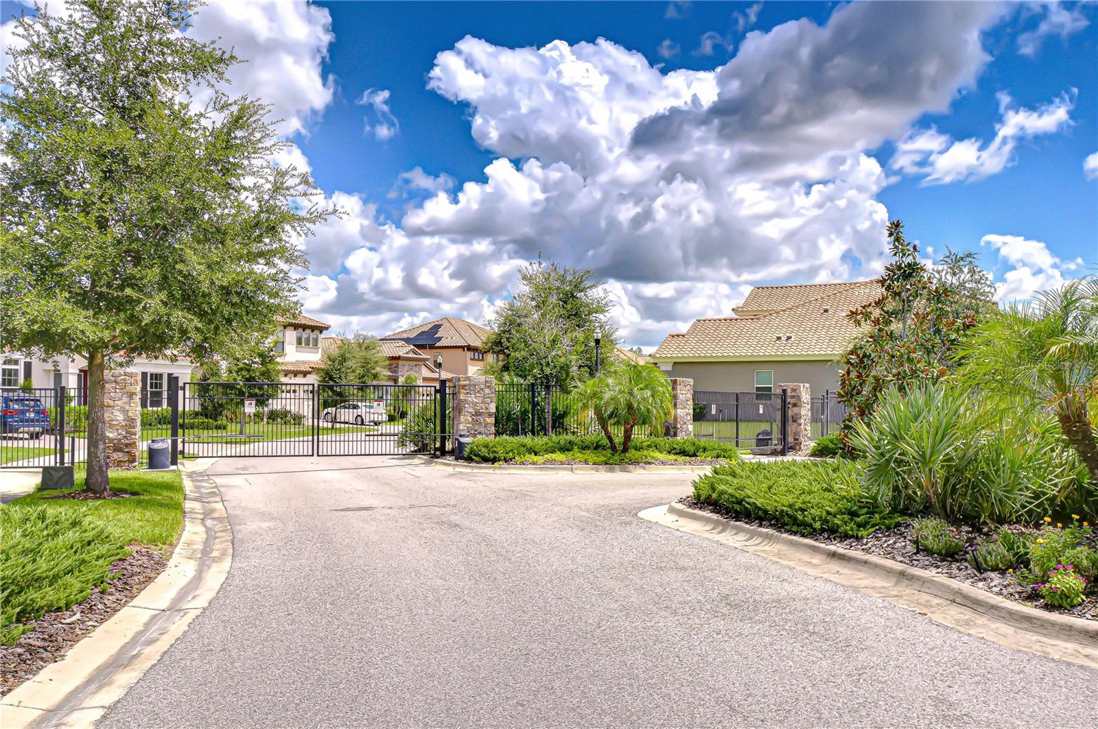 HAWKSTONE - Residential
