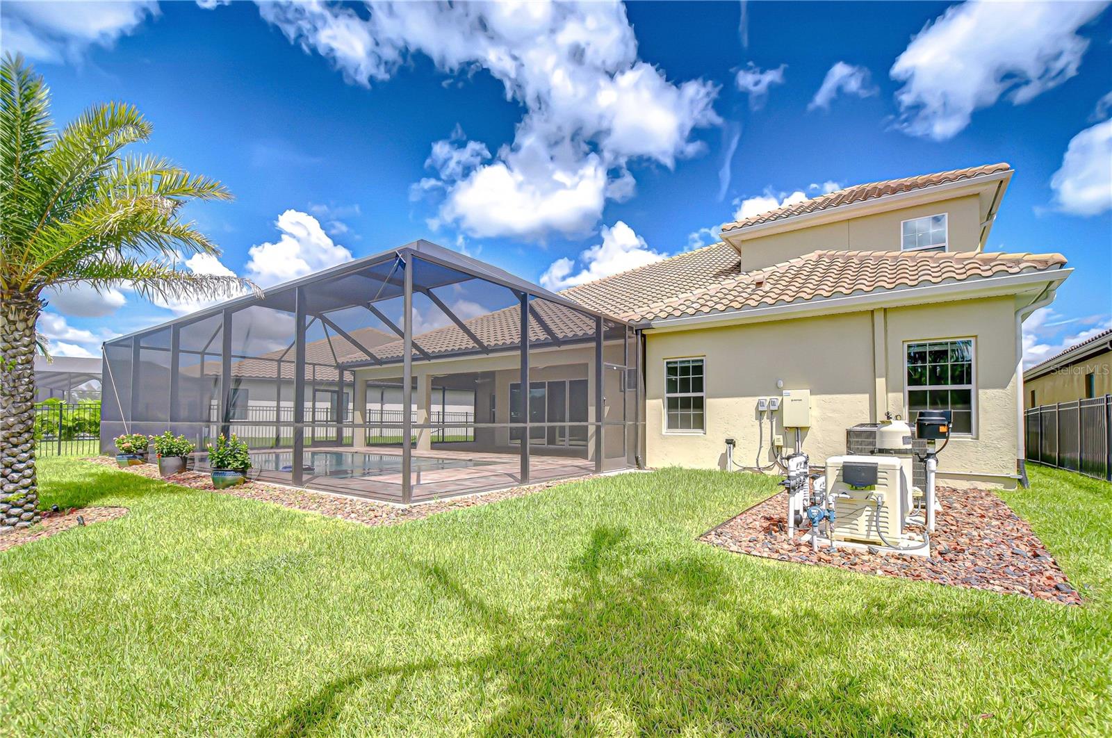 HAWKSTONE - Residential
