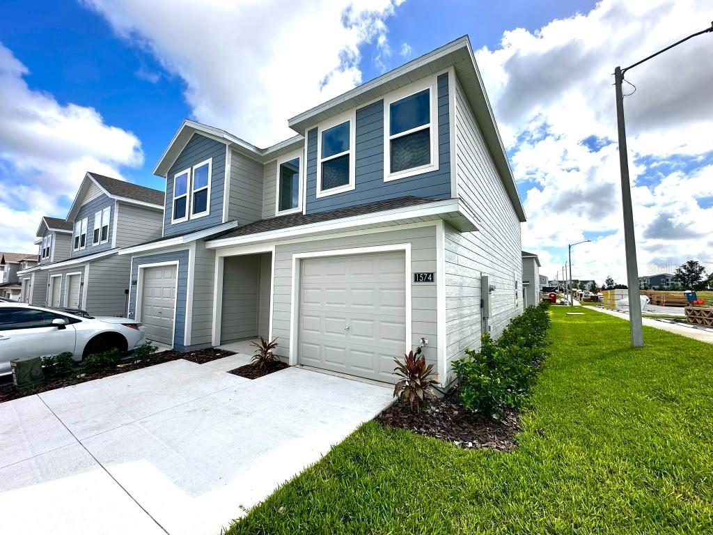 Photo of 1574 Plank Place, Davenport, FL 33837 (MLS # O6446320)