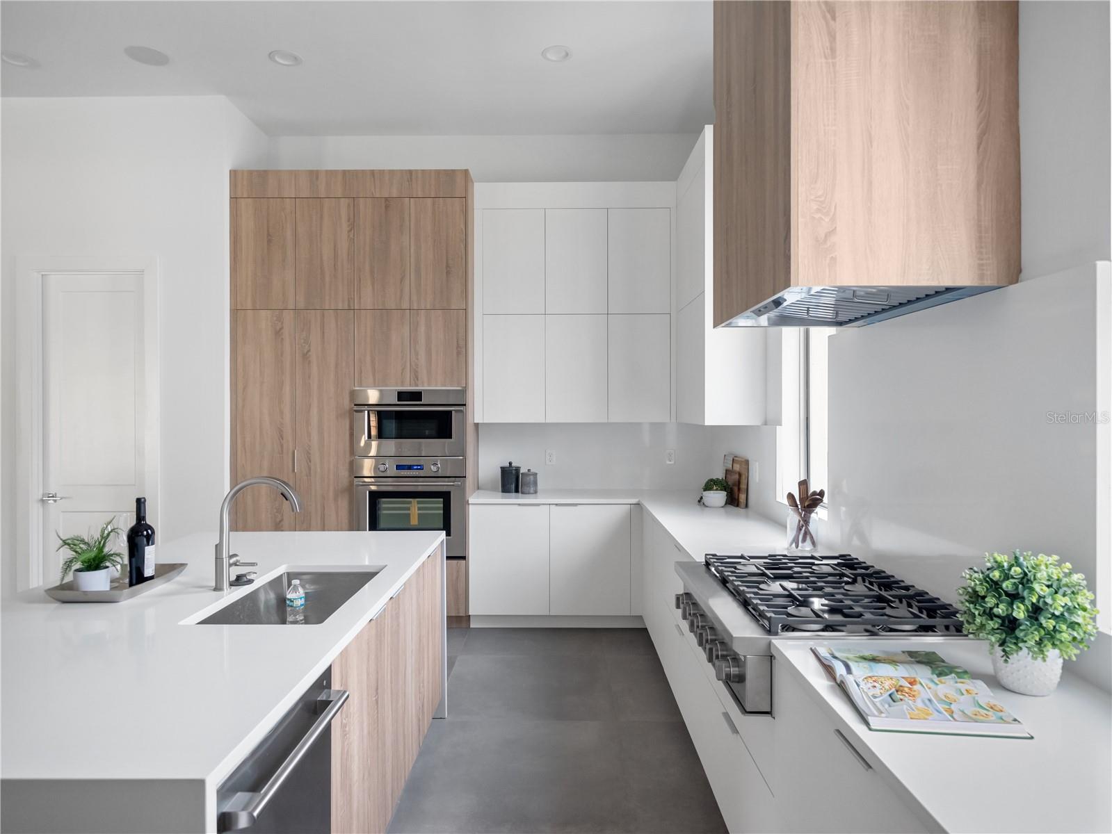 BELLA COLLINA SUB - Residential