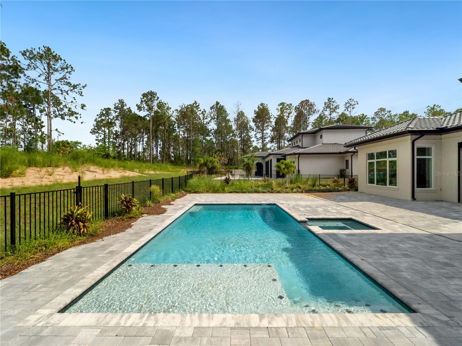 BELLA COLLINA SUB - Residential