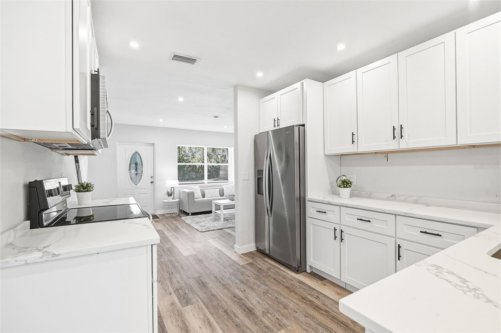 DE SOTO LAKES - Residential