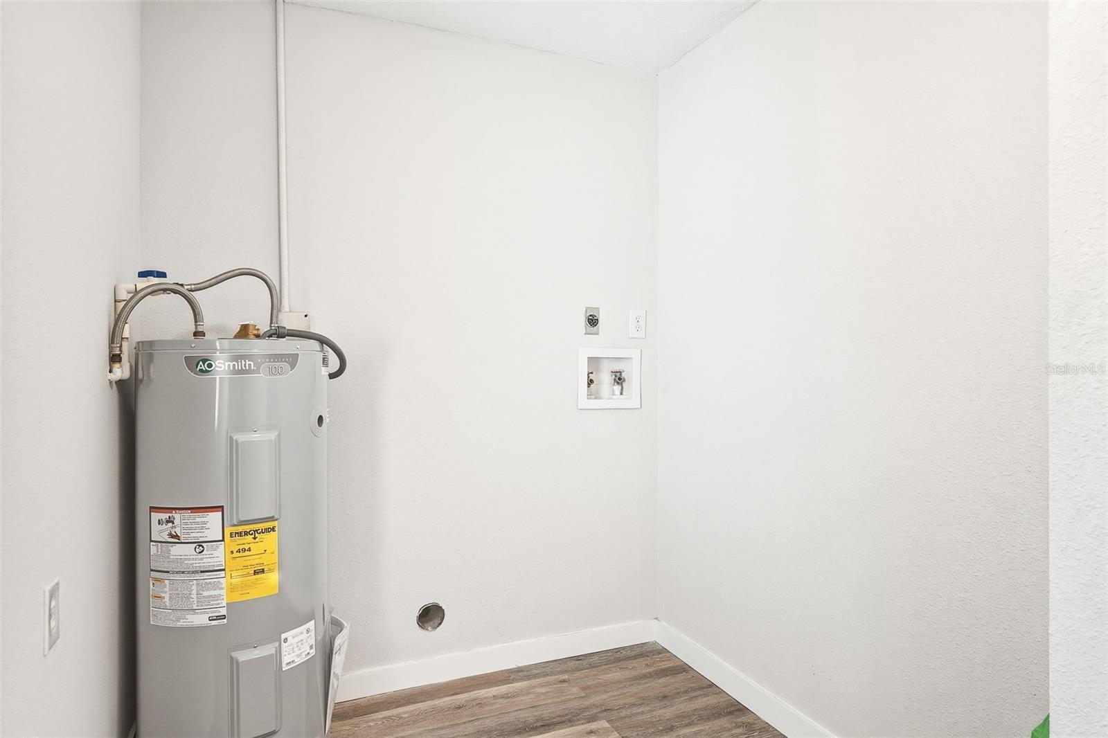 DE SOTO LAKES - Residential