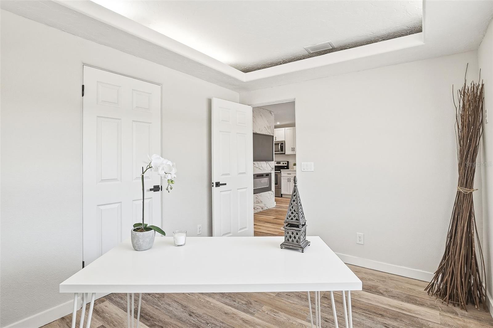 DE SOTO LAKES - Residential