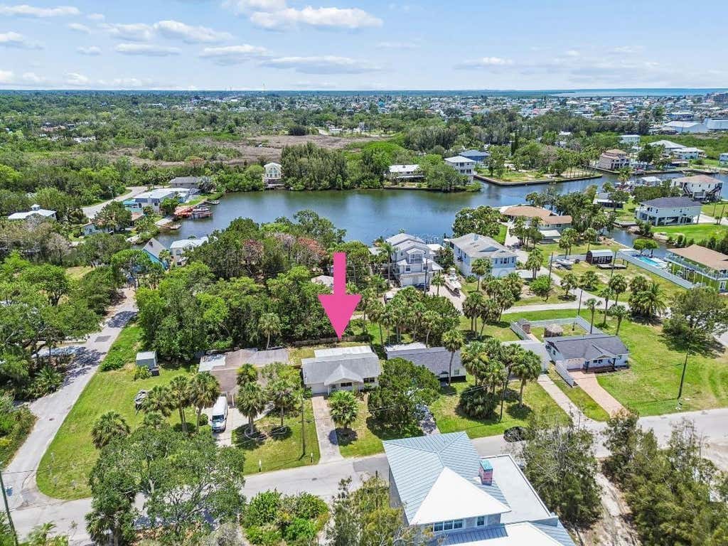 Photo of 6826 Driftwood Drive, Hudson, FL 34667 (MLS # TB8517597)