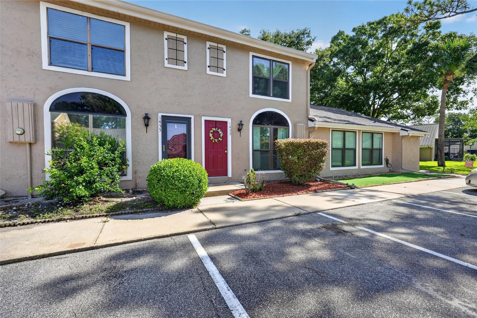 1453 CASA PARK CIRCLE