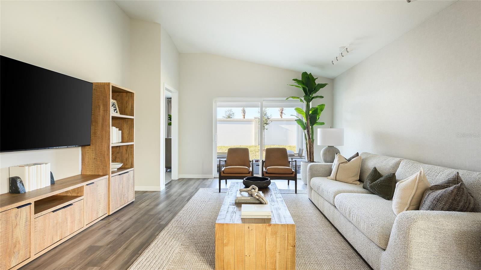 PASADENA RIDGE - Residential