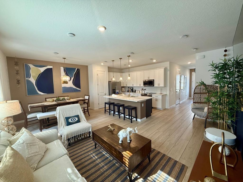 Photo of 803 Longboat Dr, Dr, Davenport, FL 33896 (MLS # S5138529)