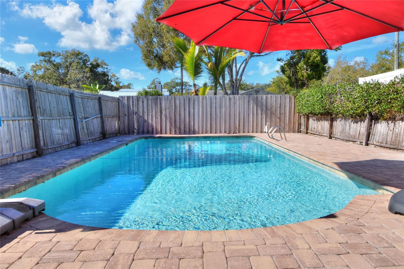 LAKE HOWARD COVE PINES N SEC REP - Residential