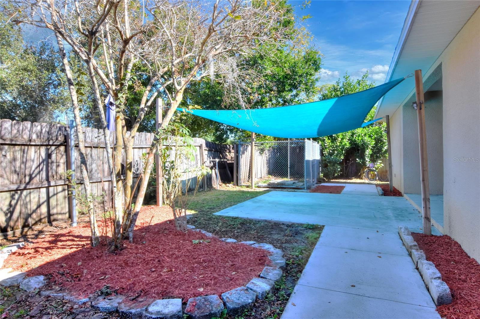 LAKE HOWARD COVE PINES N SEC REP - Residential