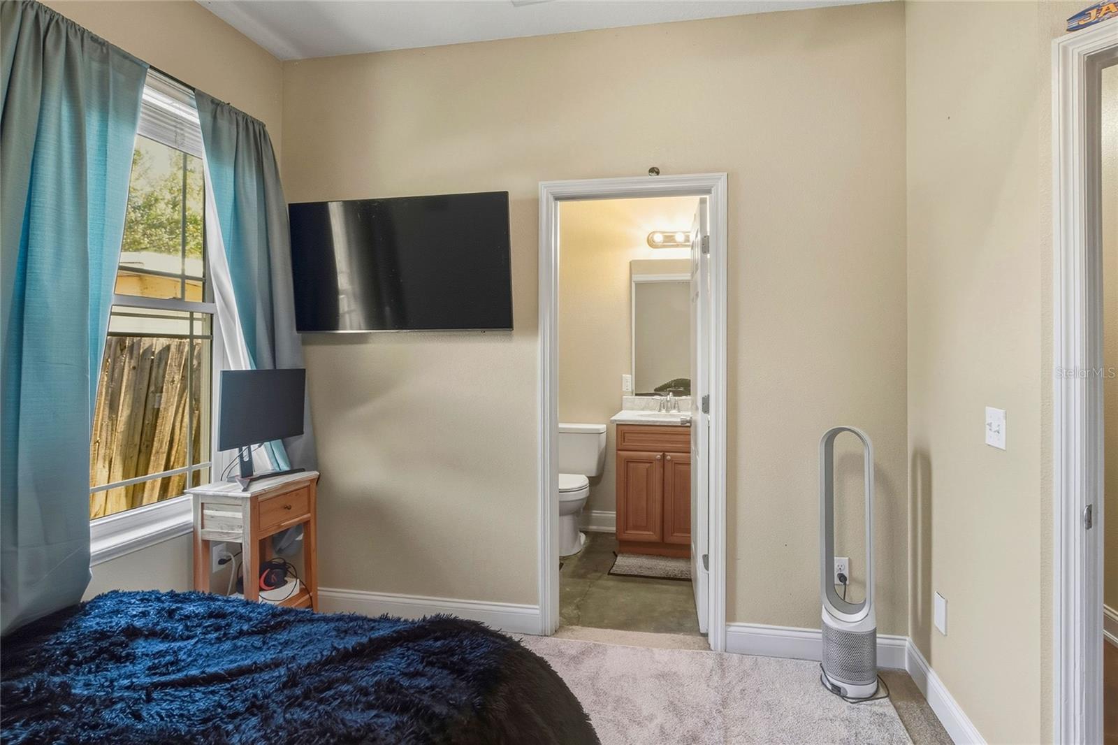 LAKE HOWARD COVE PINES N SEC REP - Residential