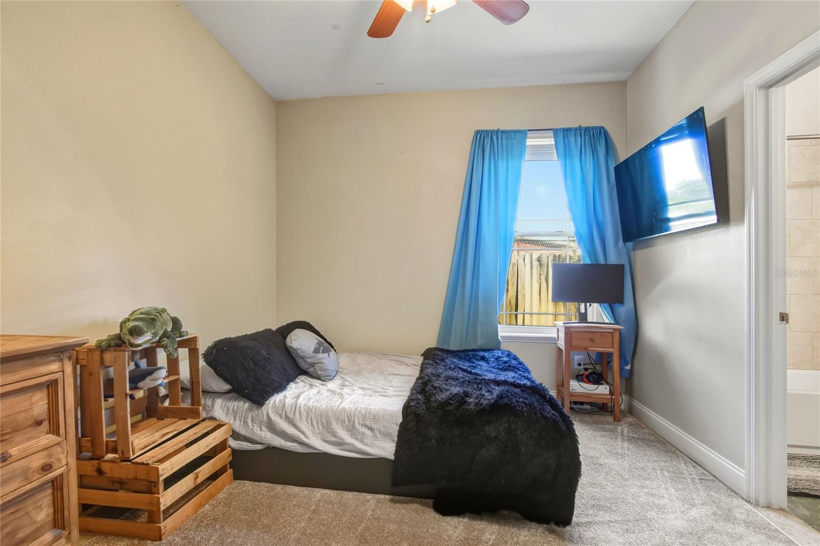 LAKE HOWARD COVE PINES N SEC REP - Residential