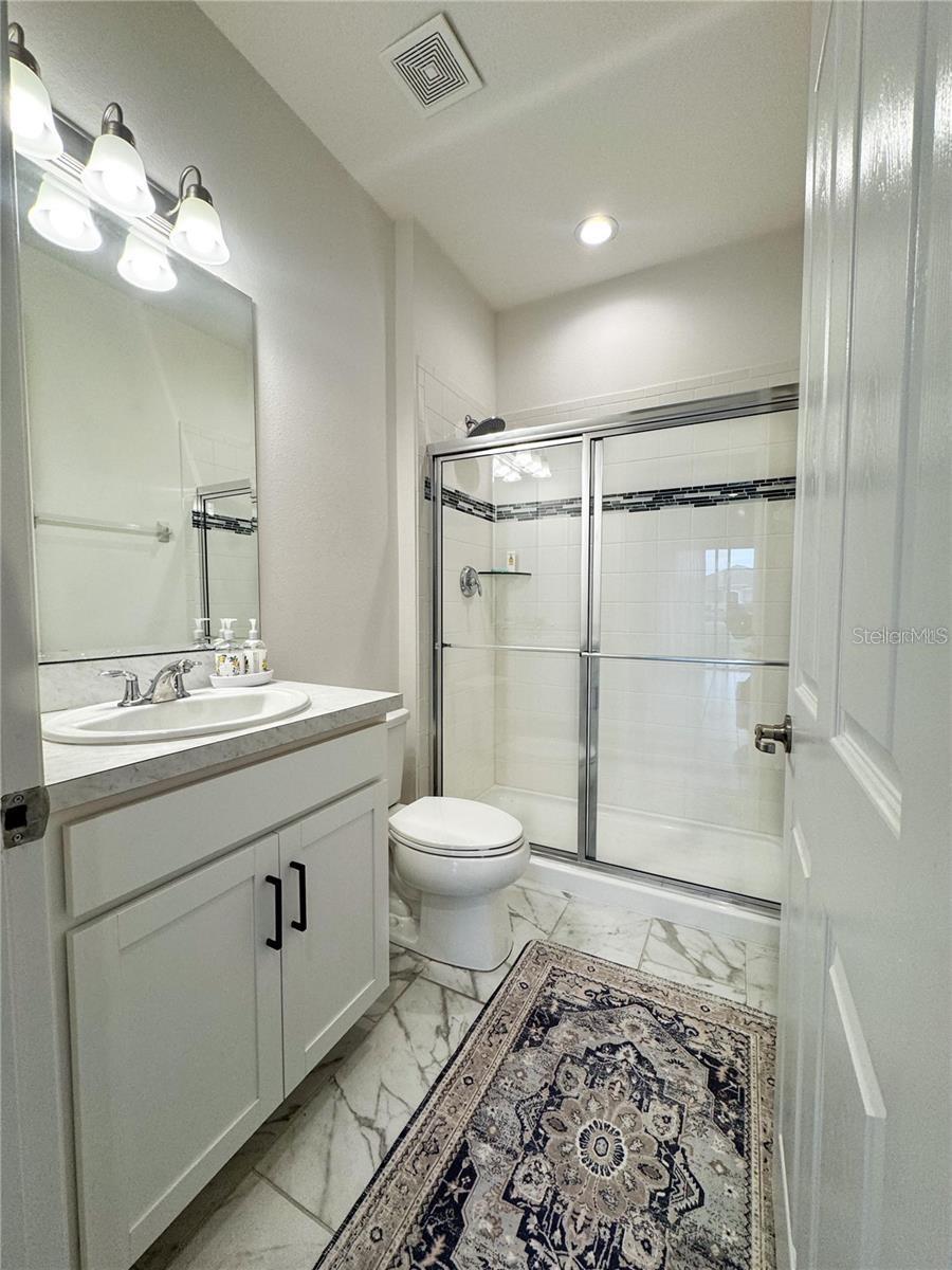 HANOVER LAKES PH 4 - Residential