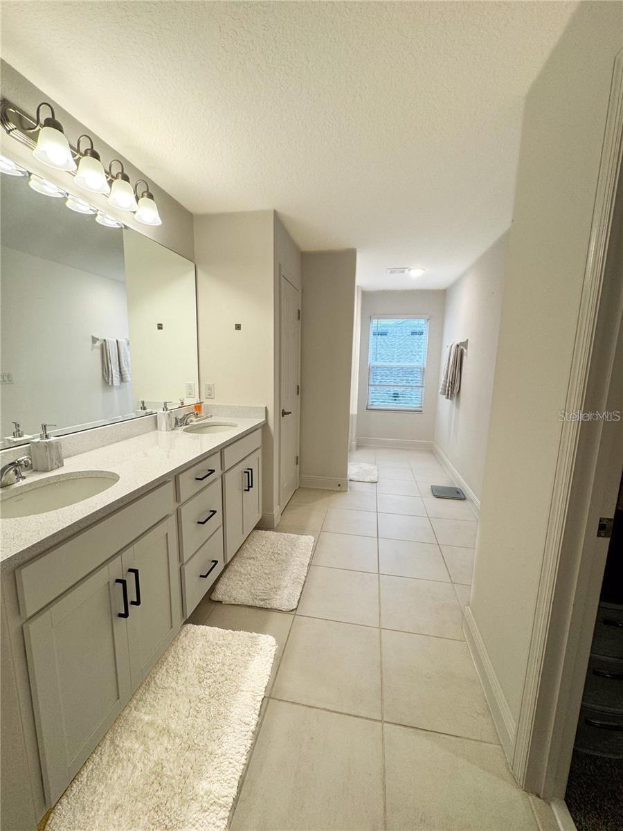 HANOVER LAKES PH 4 - Residential