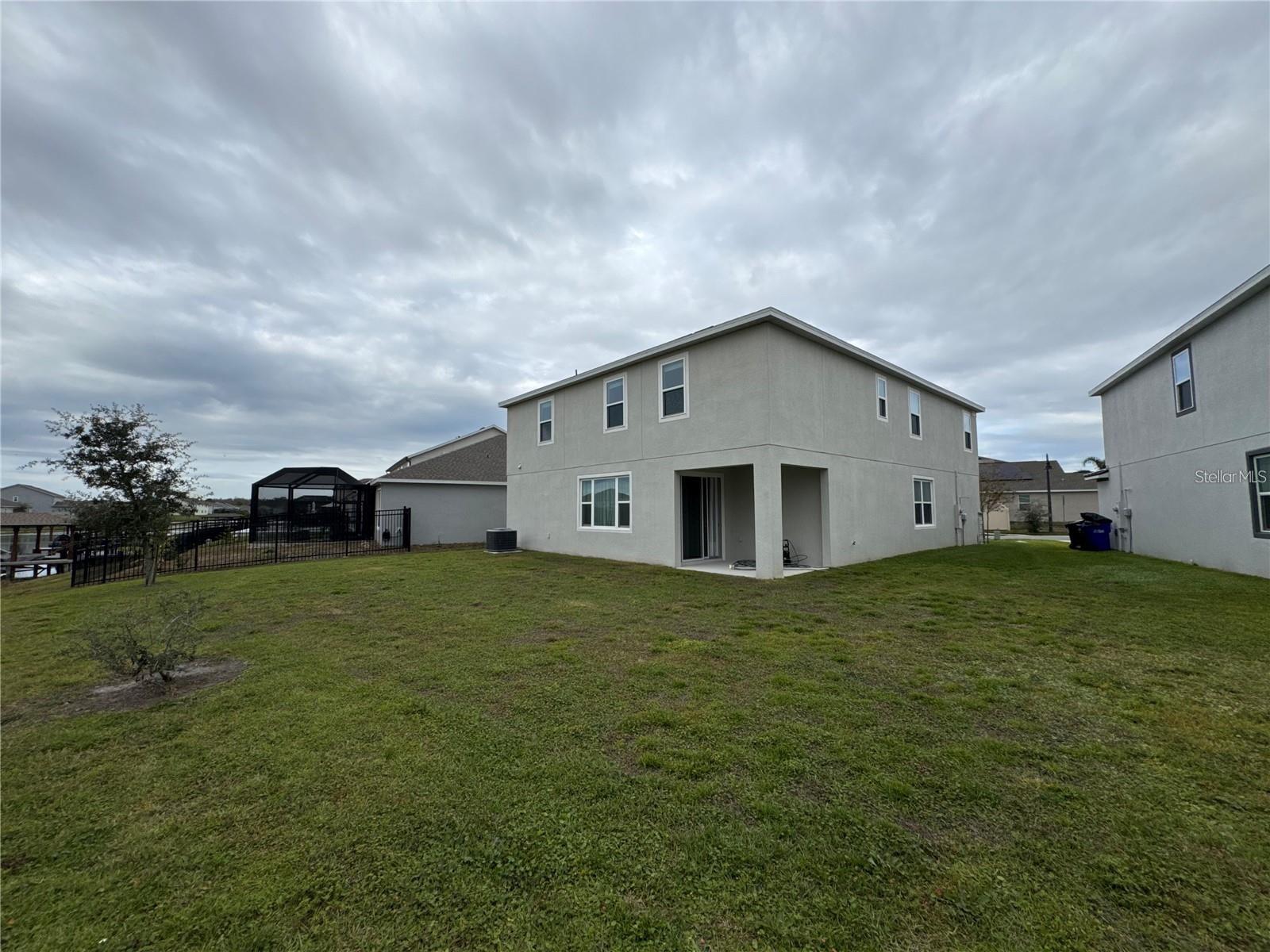 HANOVER LAKES PH 4 - Residential