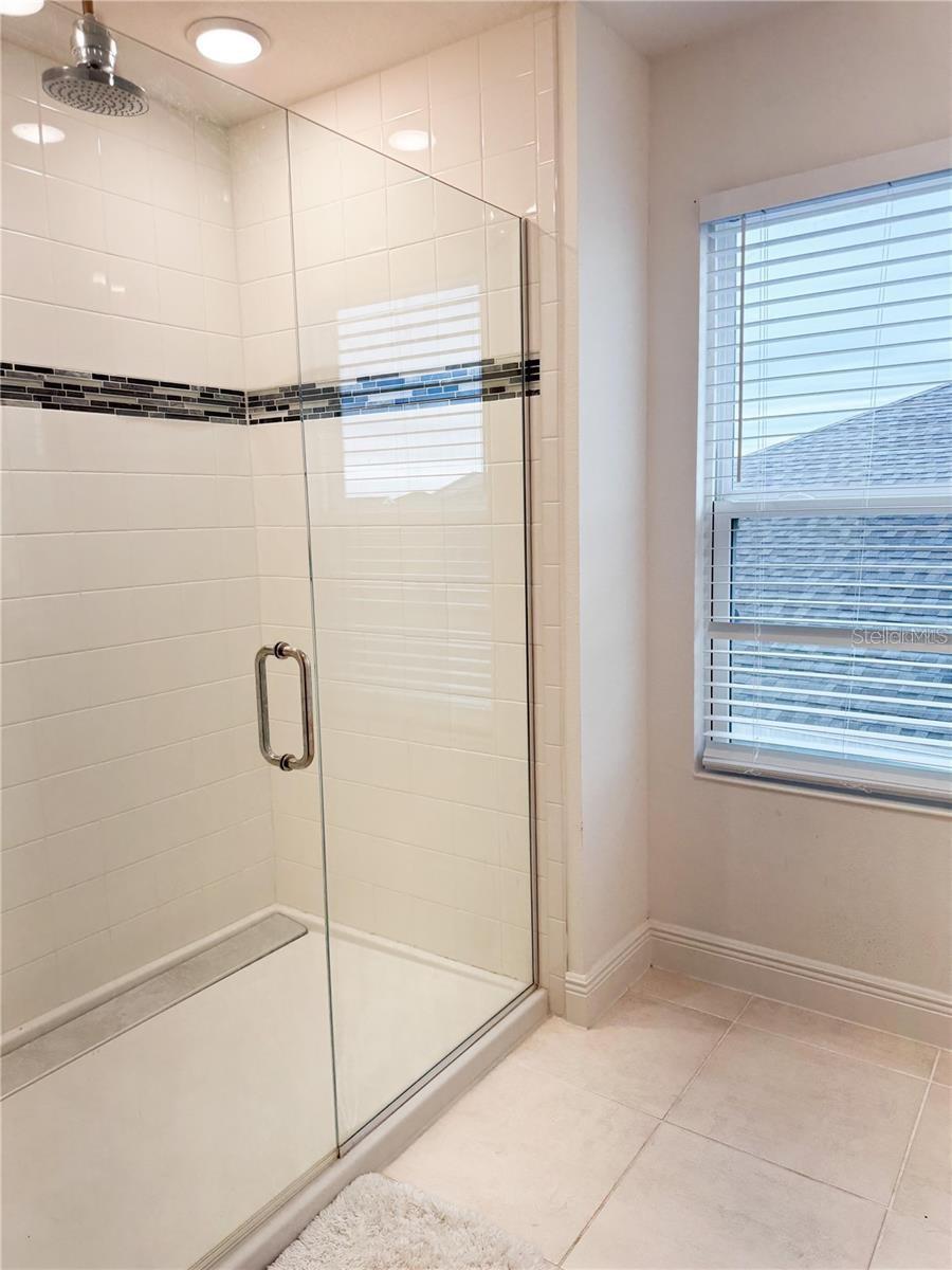 HANOVER LAKES PH 4 - Residential