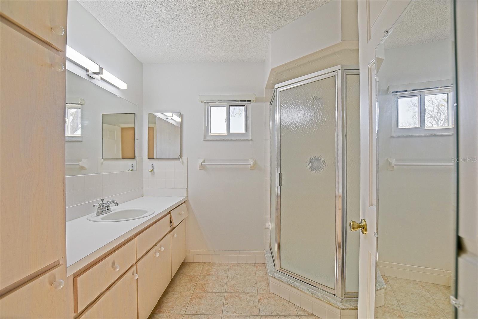 SPRUCE CREEK SOUTH - Residential