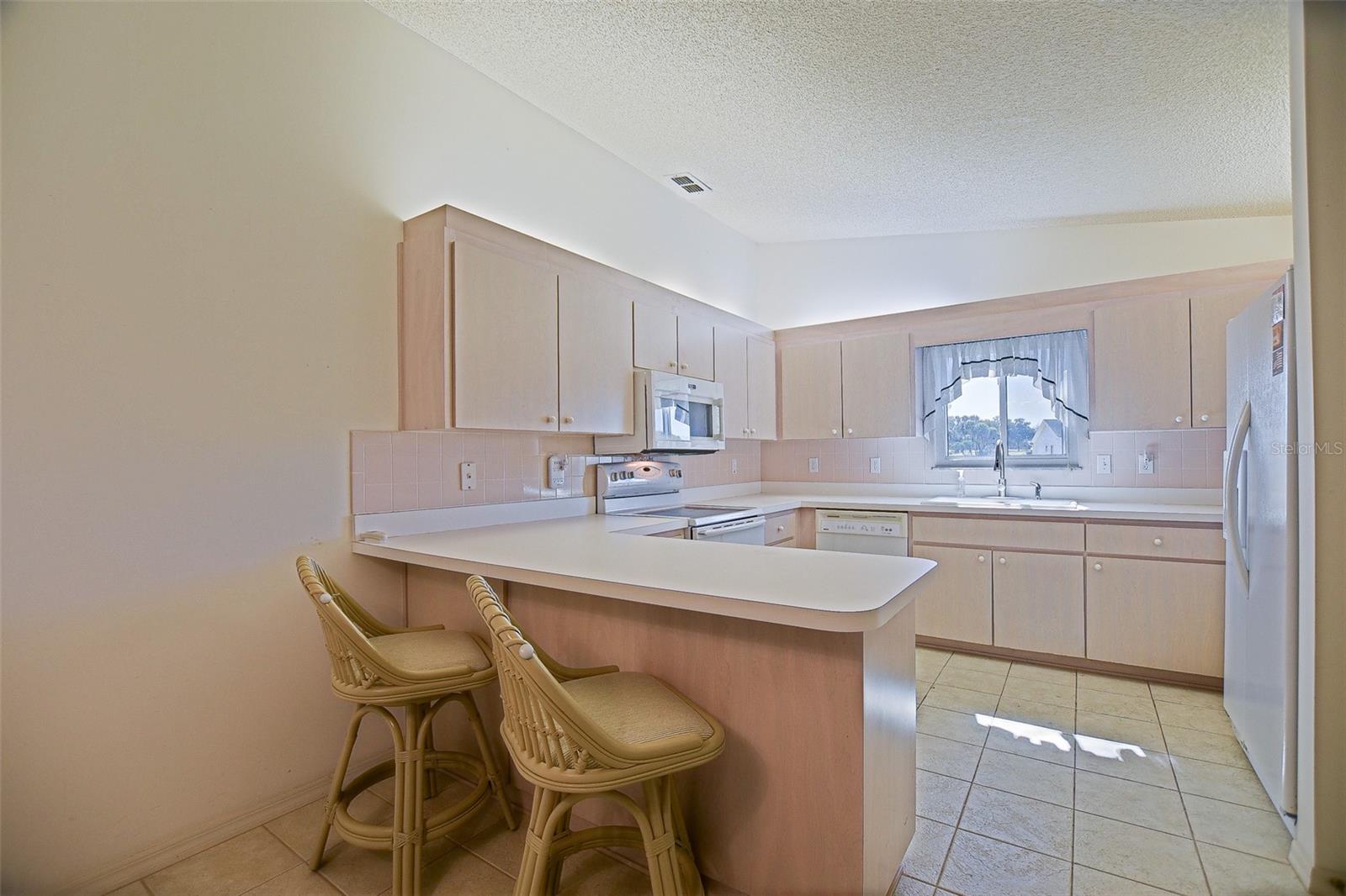 SPRUCE CREEK SOUTH - Residential